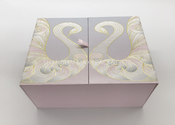 Chiny Kuratorowane markowe pudełka na prezenty, luksusowe spersonalizowane pudełka na prezenty weselne, 2 otwory boczne dostawca