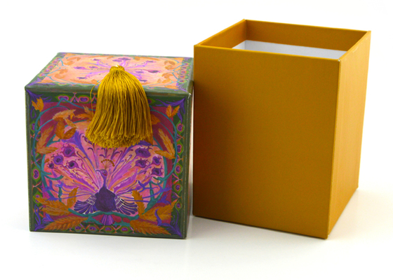 Chiny Frędzlami markowe luksusowe świeca Box Logo drukowane dla kobiet Niestandardowe Dekoracje kartonowe papieru dostawca